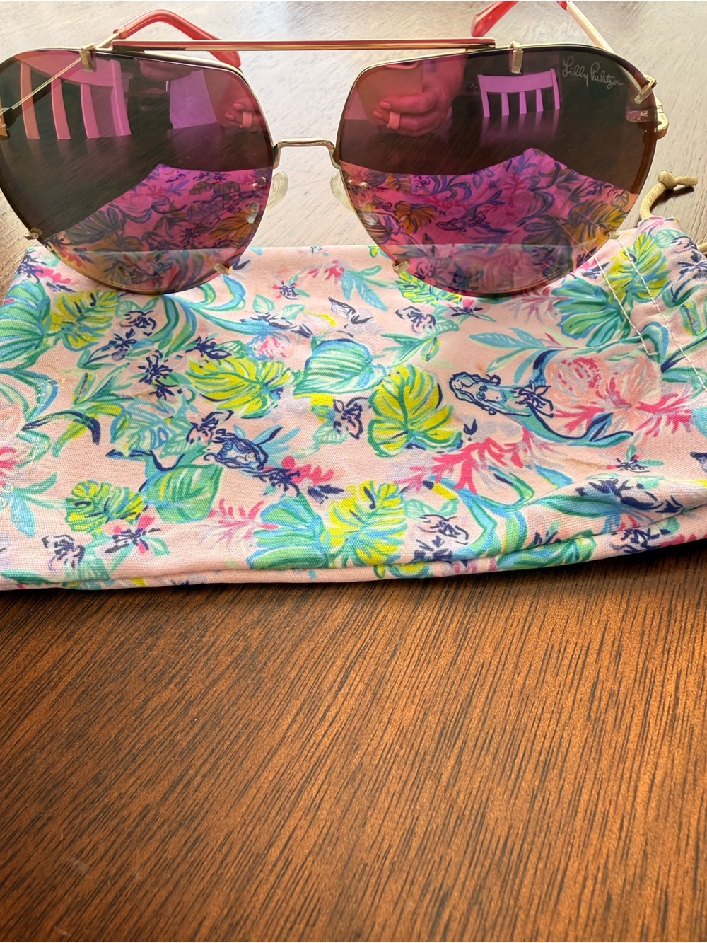 Lilly Pulitzer Pink Mirrored polarized Aviator Sunglasses - Picture 3 of 9